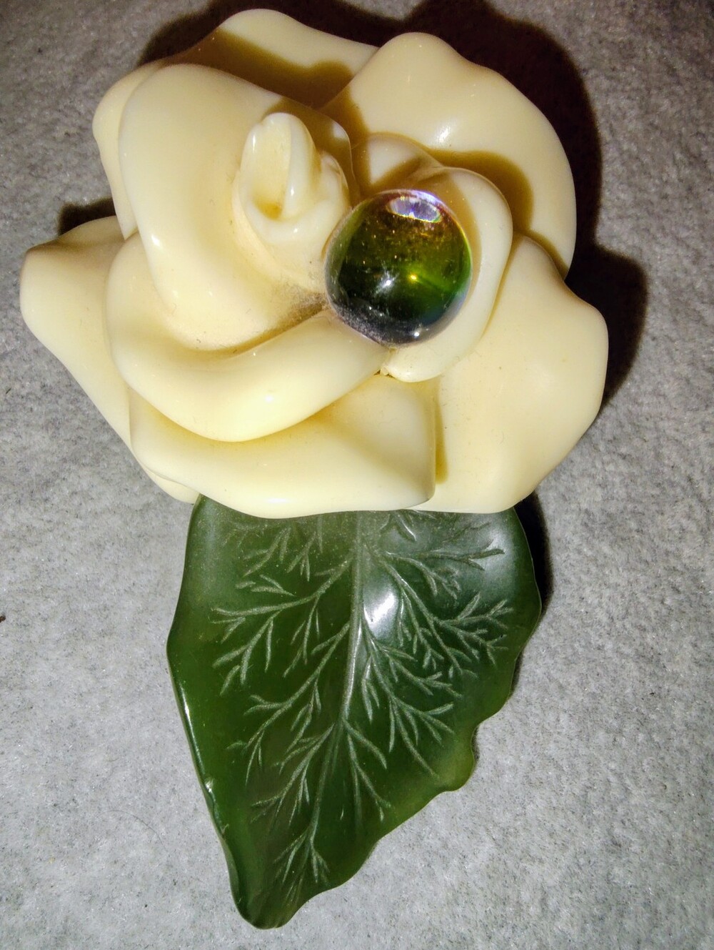 1988 Wendy Gell Lucite Cream Gardenia Brooch with Green Leaf & Glass 3.25"